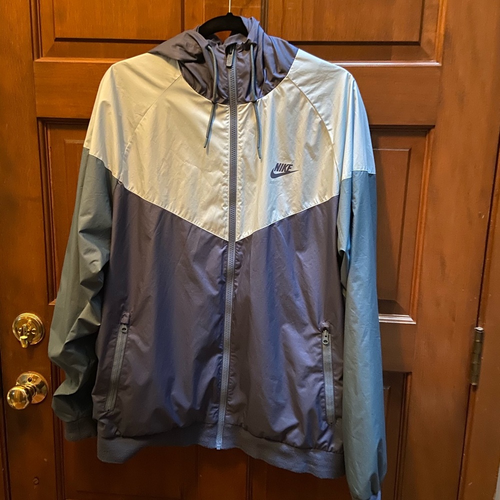 Men’s NIKE Windbreaker XL